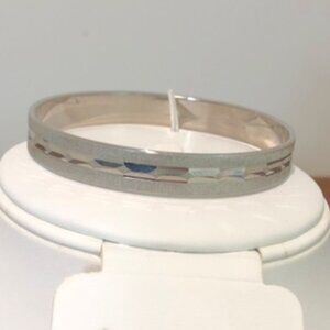 Monet Vintage Silver Tone Bangle Bracelet.